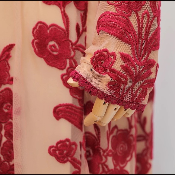 Las Palmas Overlay Crochet Maxi Dress - Picture 6 of 10